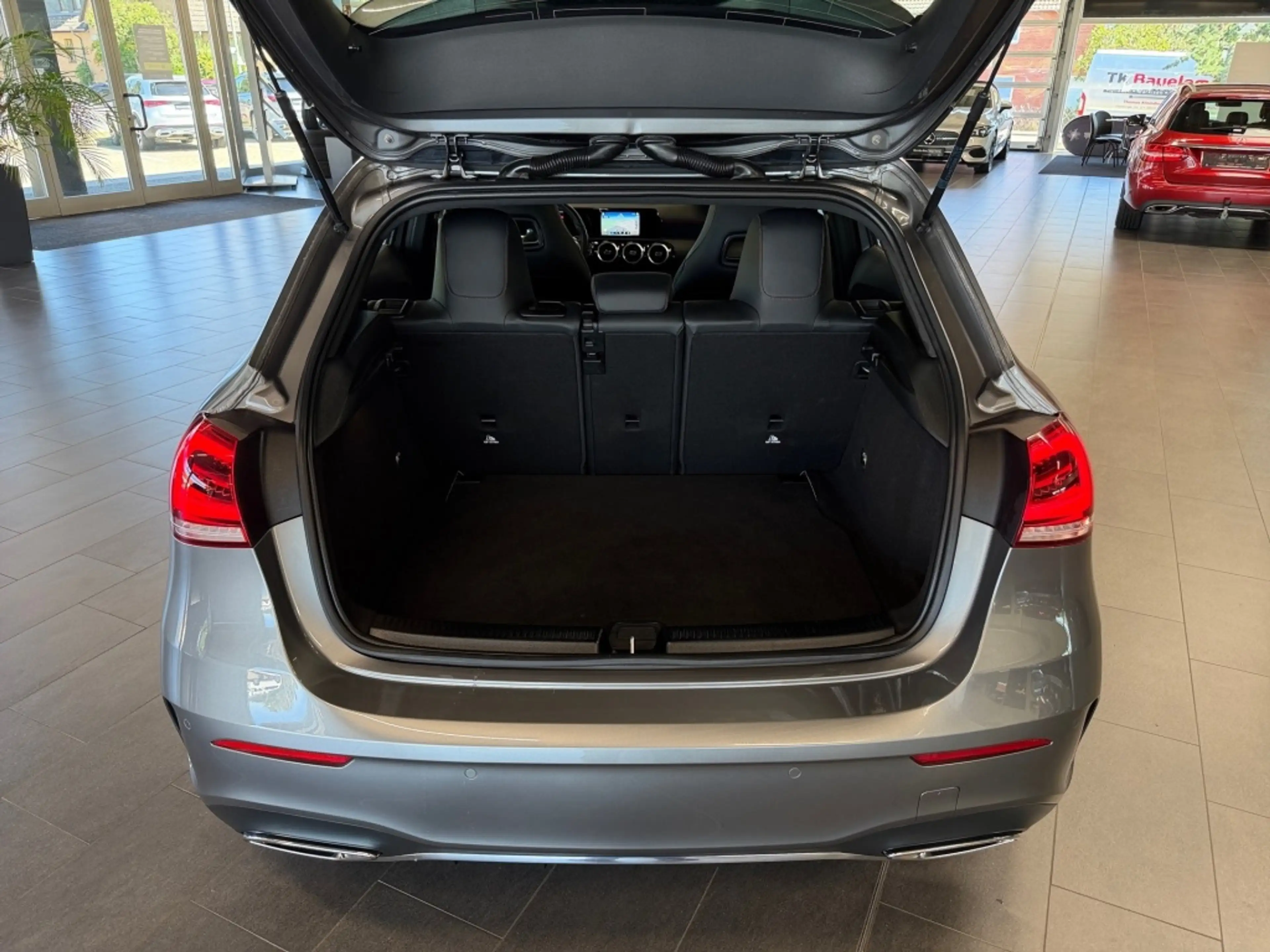 Mercedes-Benz A 180 AMG+MBUX+CarPlay+KAMERA+PANO+SDach+NAVI — photo 15