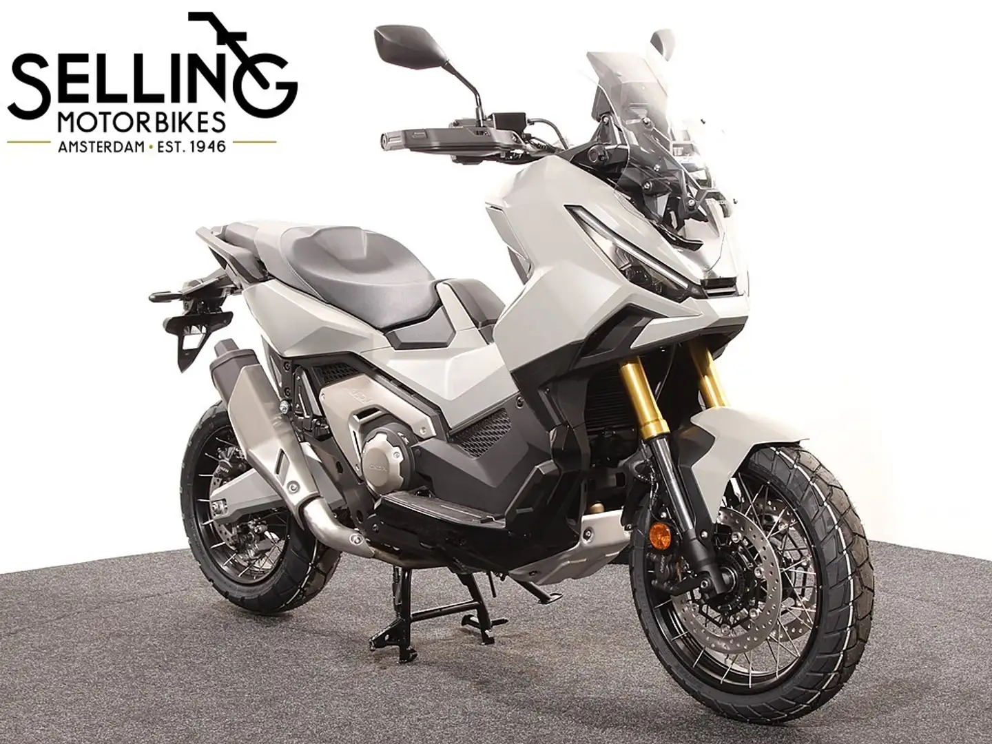 Honda X-ADV 750 Negru - 2
