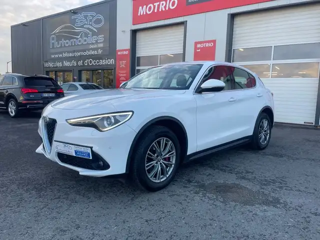 Alfa Romeo Stelvio 2.2 DIESEL 210CH LUSSO Q4 AT8