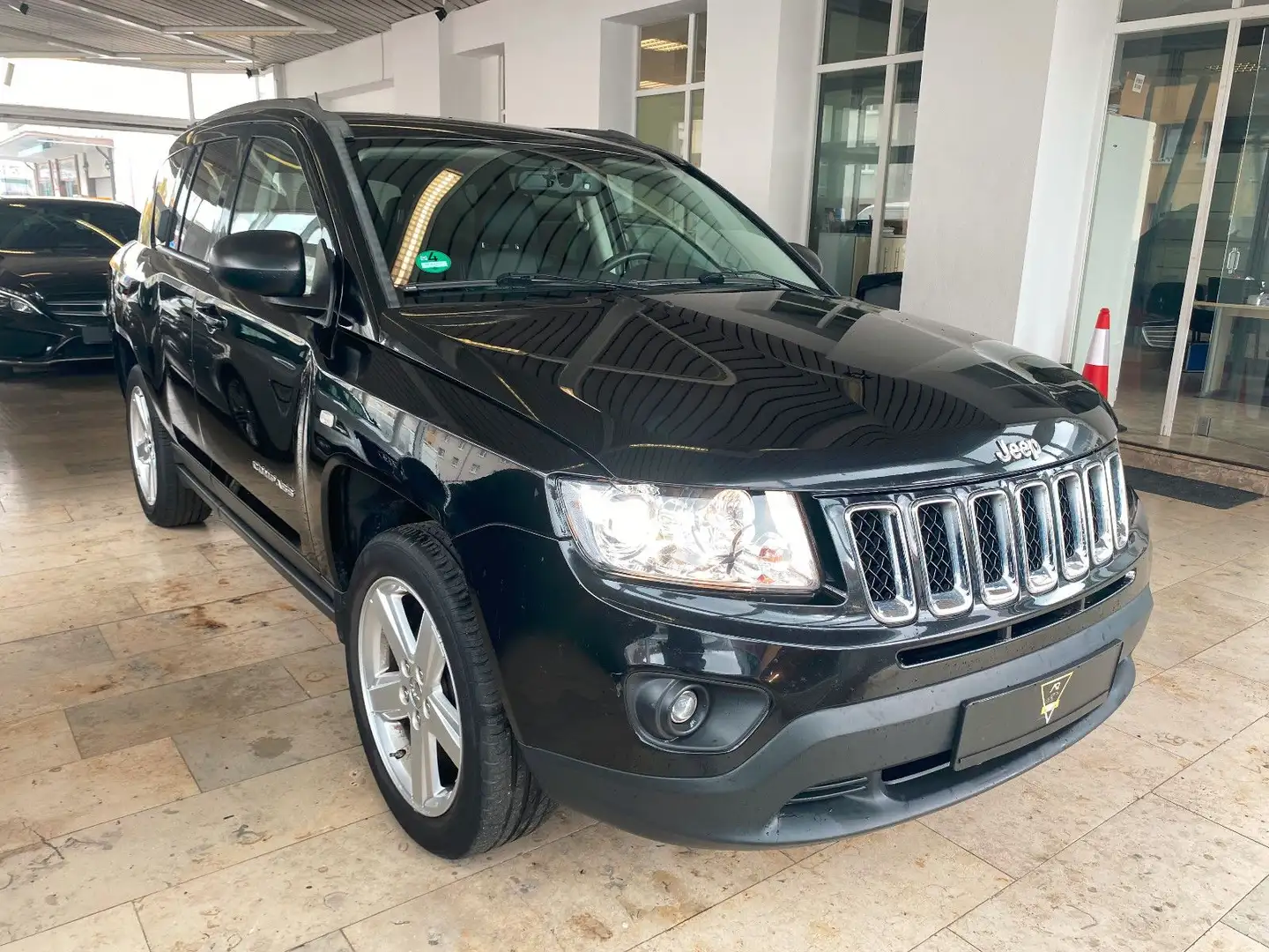 Jeep Compass 2.4 Limited 4x4/Autm./Led./Klima/SHZ/ Schwarz - 1