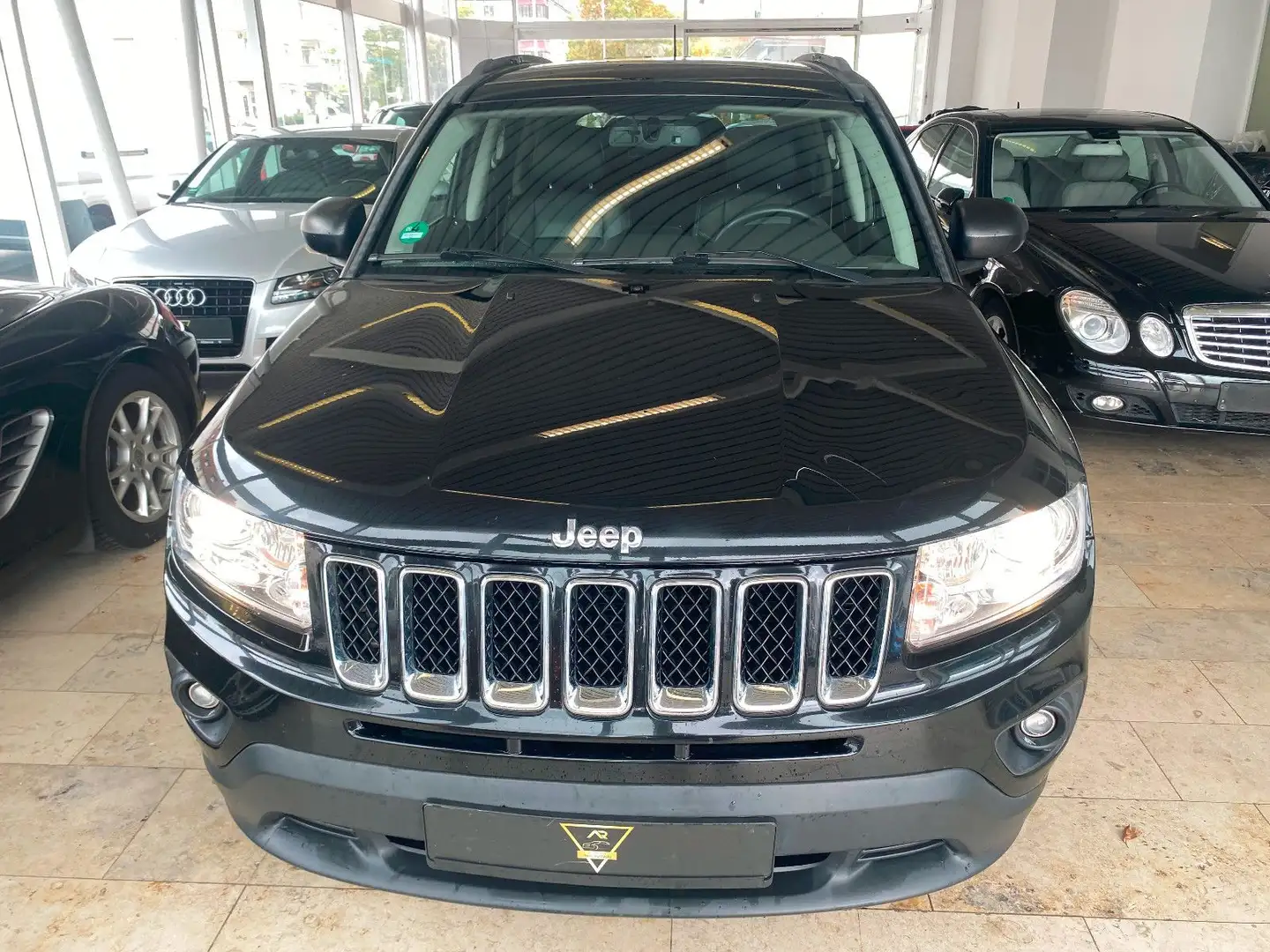 Jeep Compass 2.4 Limited 4x4/Autm./Led./Klima/SHZ/ Schwarz - 2