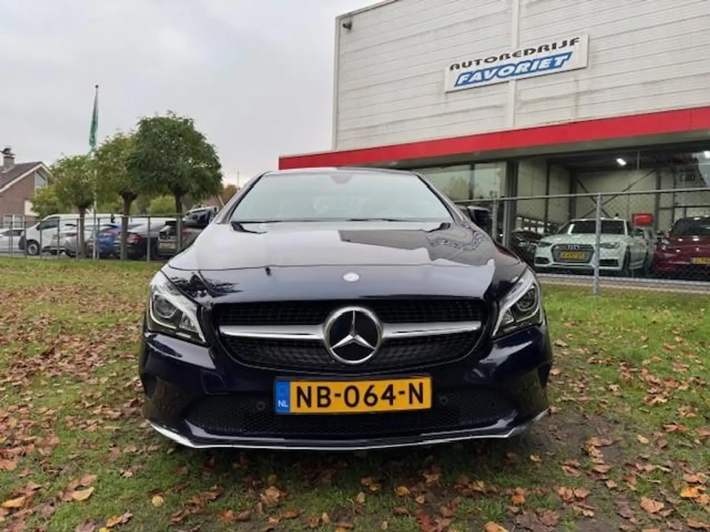 Mercedes-Benz CLA 180 180/AUTOMAAT/NAV/XEN/LED/HLEER Blauw - 2