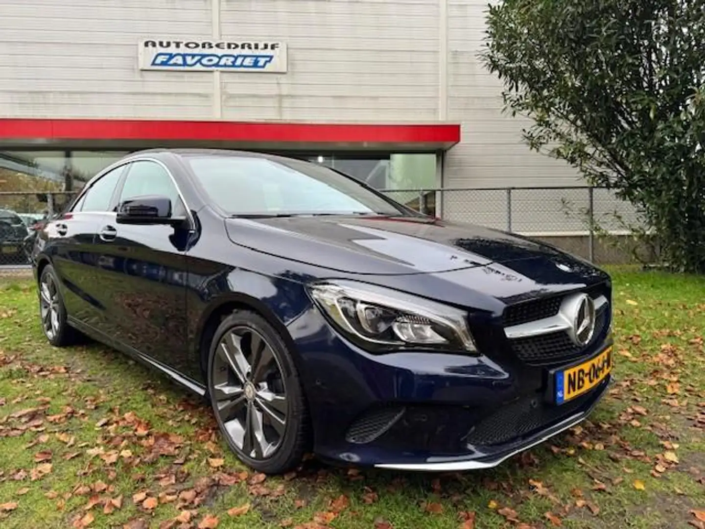 Mercedes-Benz CLA 180 180/AUTOMAAT/NAV/XEN/LED/HLEER Blauw - 1