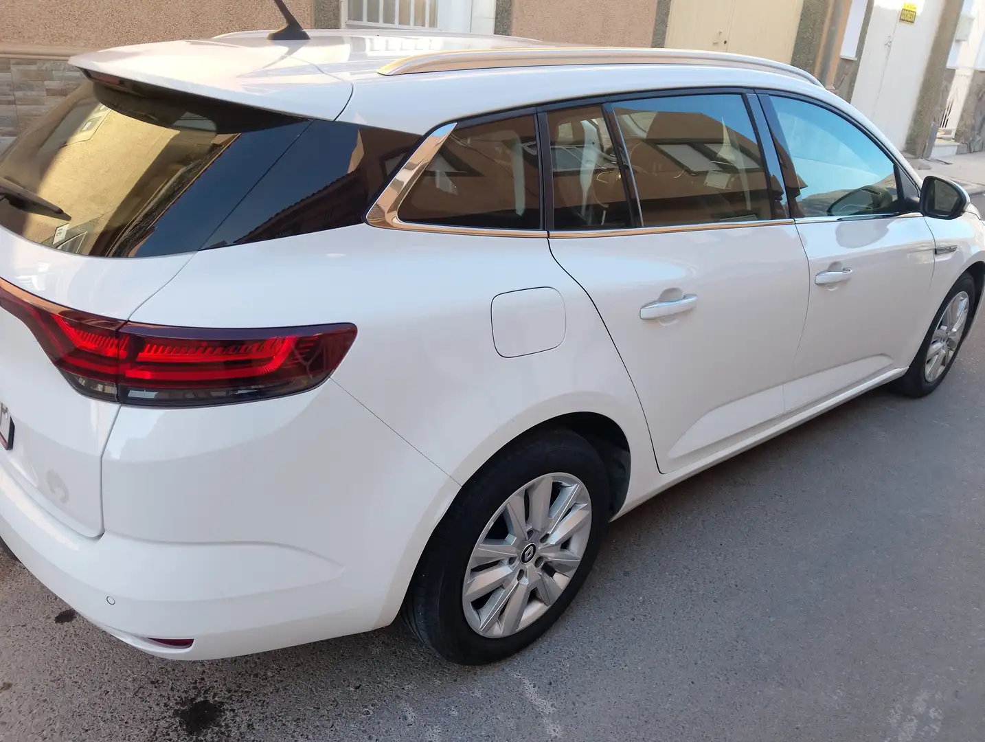 Renault Megane Mégane+S.T.+1.5dCi+Blue+Business+85kW+Business - 1