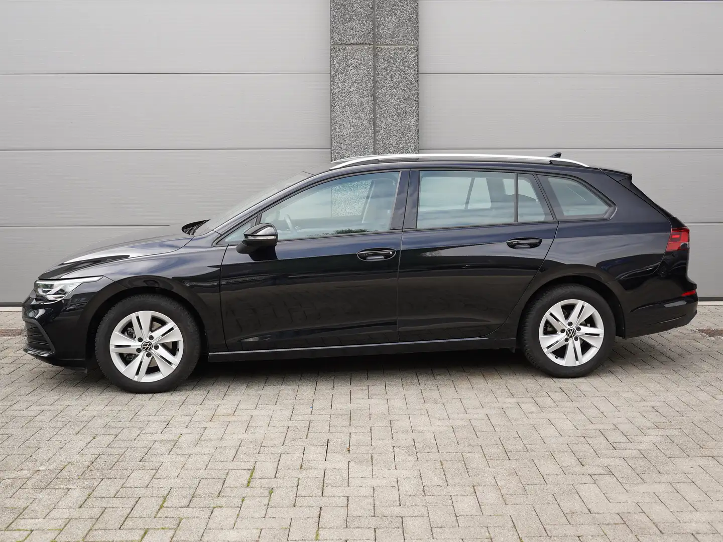 Volkswagen Golf Variant 1.0 TSI * CAMERA/DODEHOEK/SFEERVERLICHTING/ACC * Nero - 2