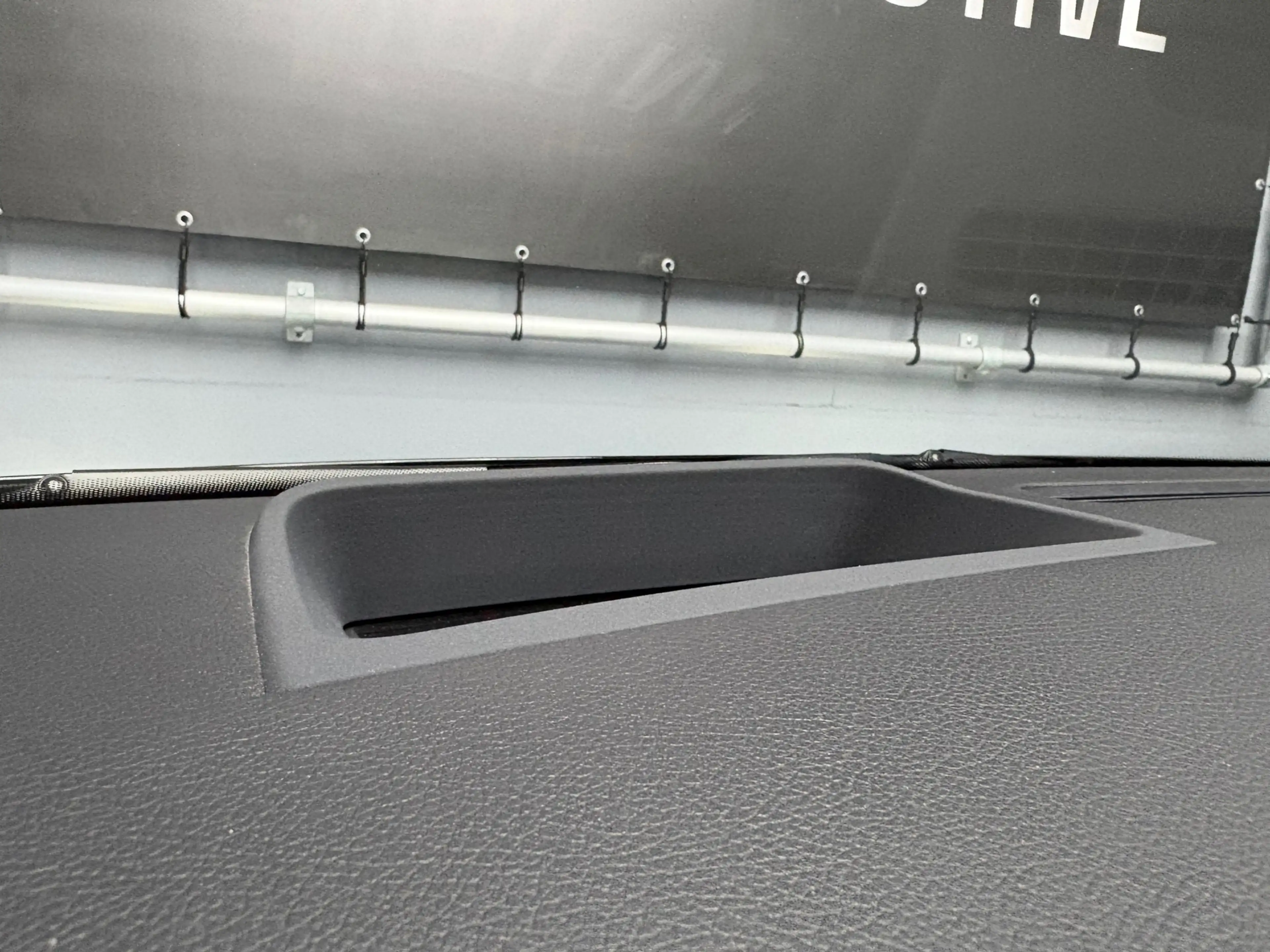 Mercedes-Benz B 200 AMG PANO — photo 15