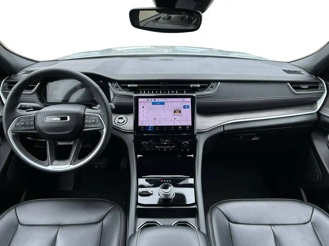 Jeep Grand Cherokee photo Jeep Grand Cherokee