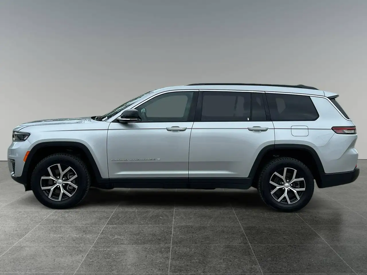 Jeep Grand Cherokee photo Jeep Grand Cherokee