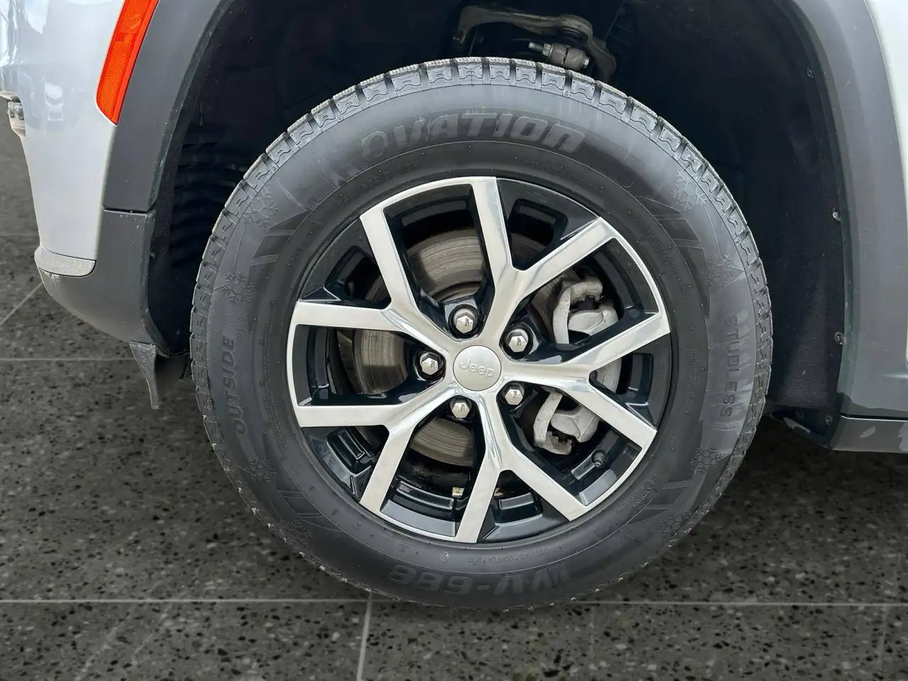 Jeep Grand Cherokee photo Jeep Grand Cherokee
