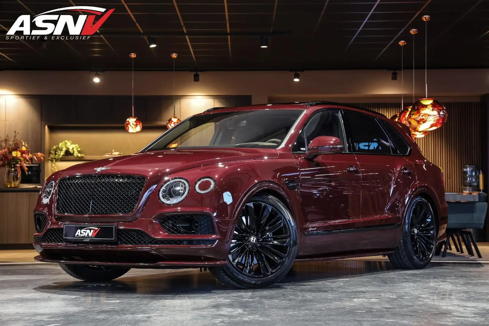 Bentley Bentayga 6.0 W12 Speed, 635 PK, Bentley/Dynamic/Ride, Black Red - 1