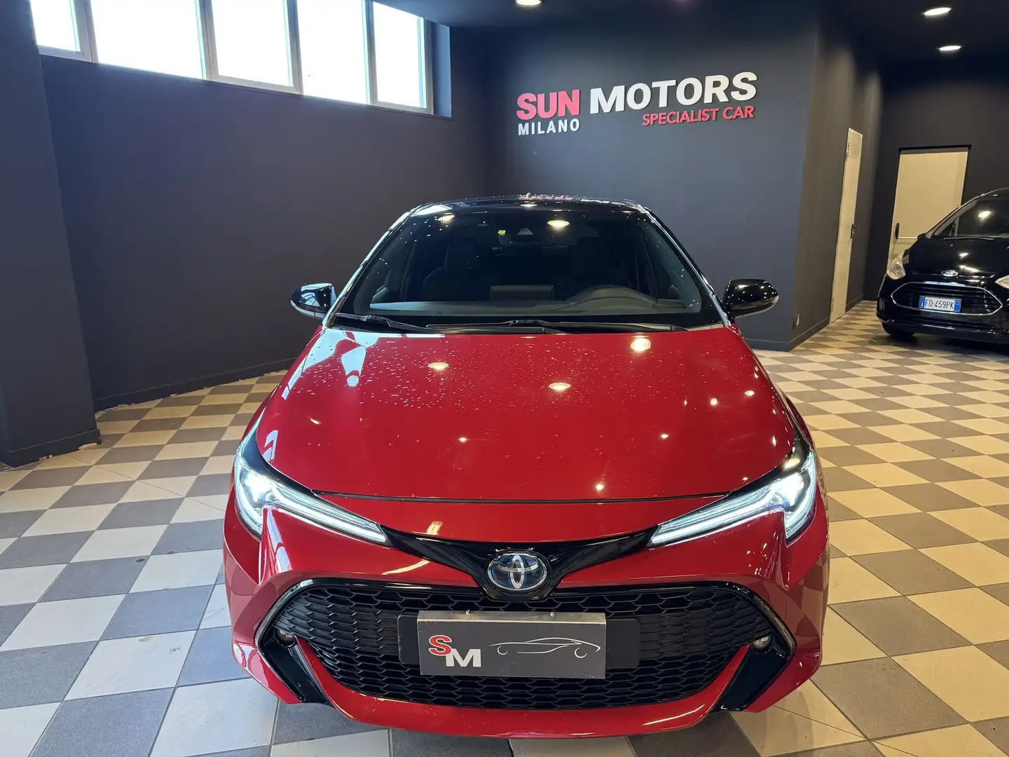 Toyota Corolla Corolla 2.0h Business cvt Rot - 1