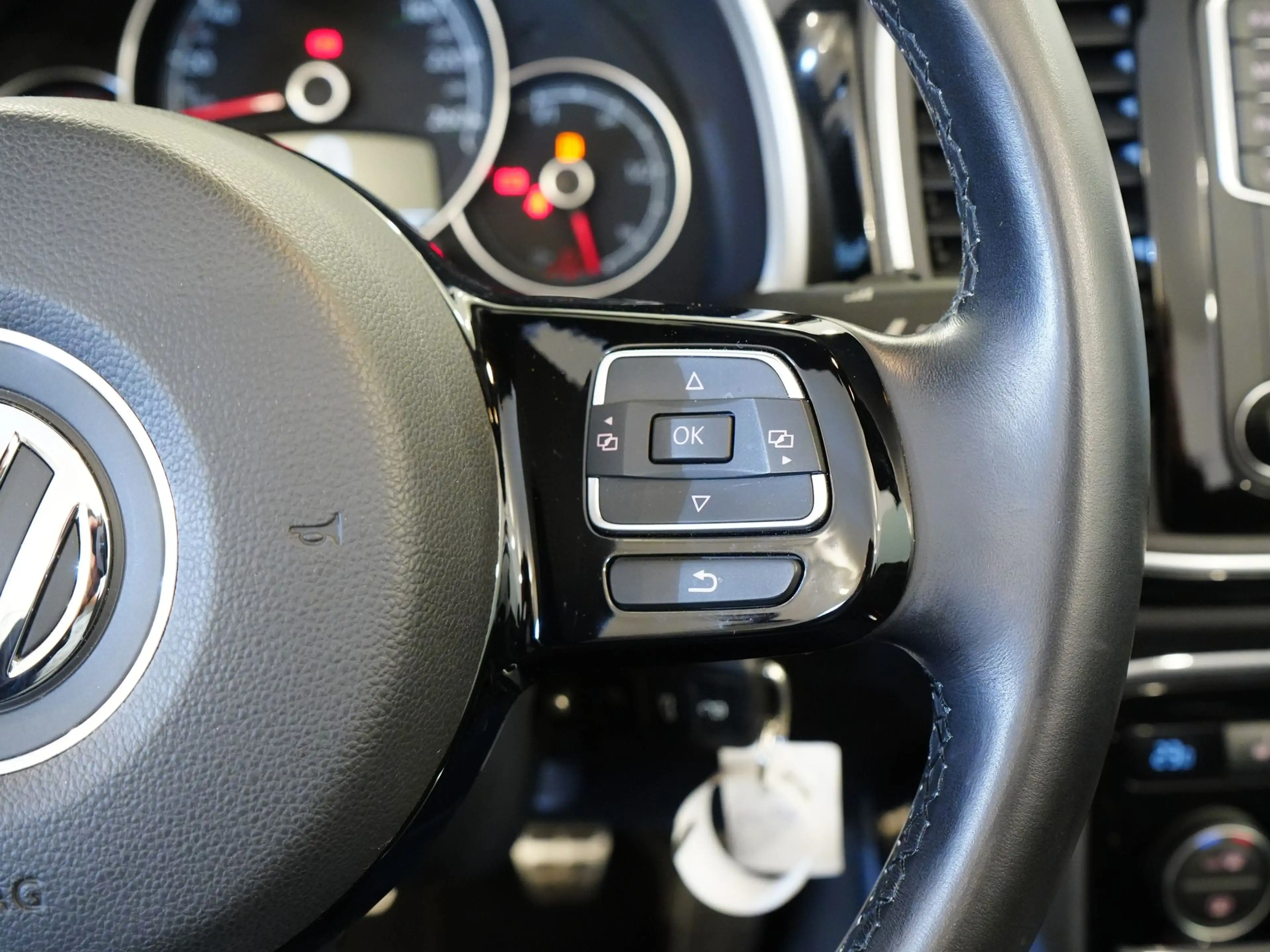 Volkswagen Beetle Design Vintage 1.2 TSi |Clim|SiegesChauff|App-Connect|Capteurs| — photo 14