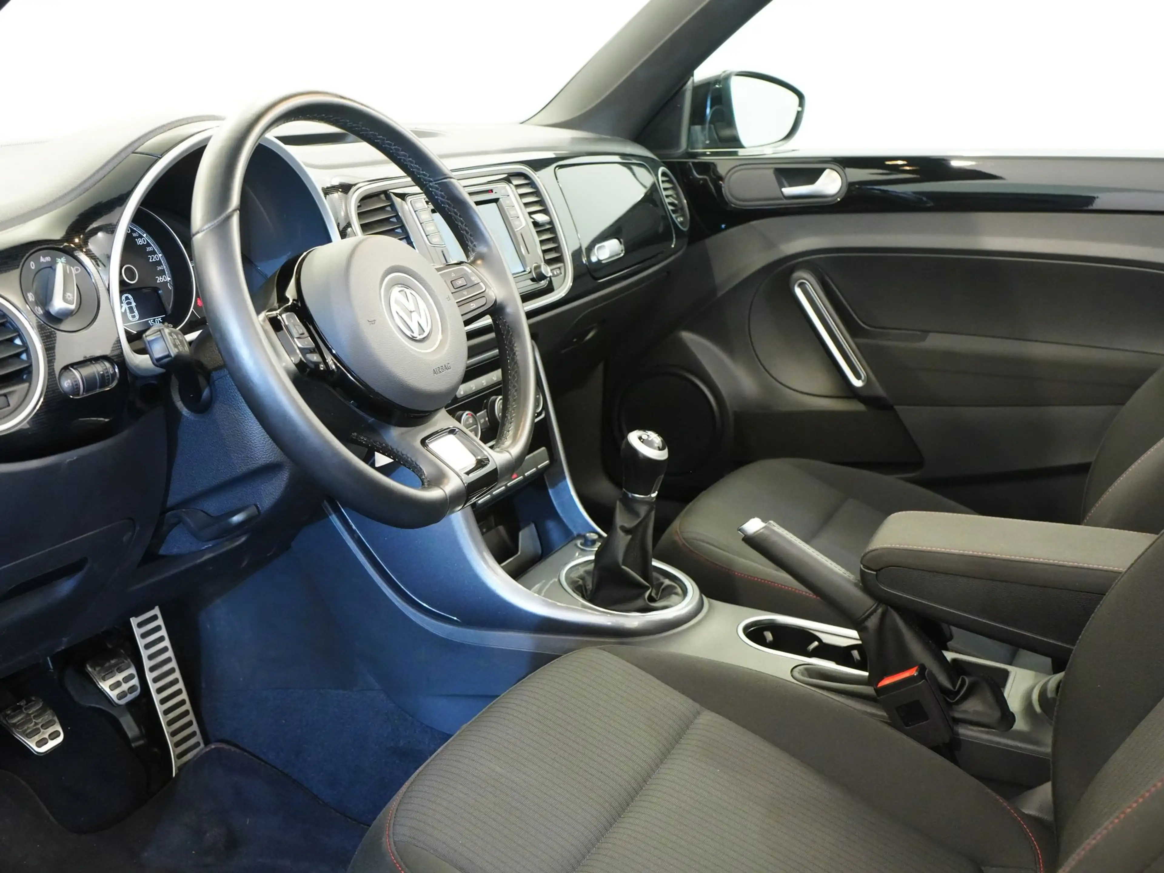 Volkswagen Beetle Design Vintage 1.2 TSi |Clim|SiegesChauff|App-Connect|Capteurs| — photo 9