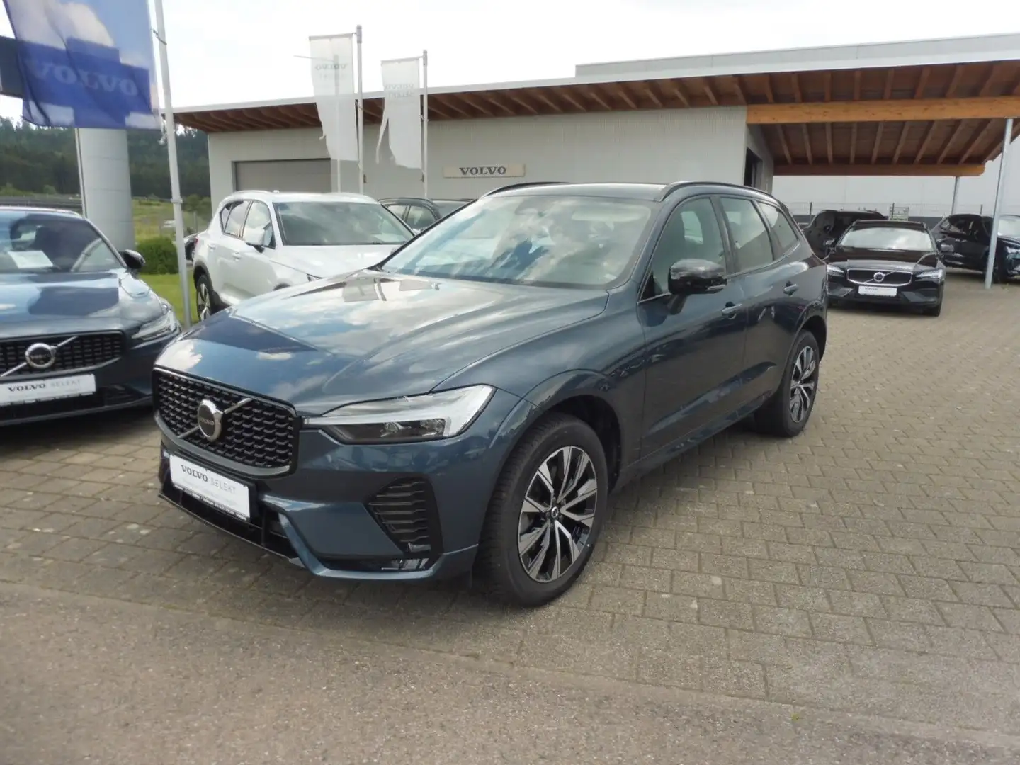 Volvo XC60 B4  Plus Dark AWD Azul - 1