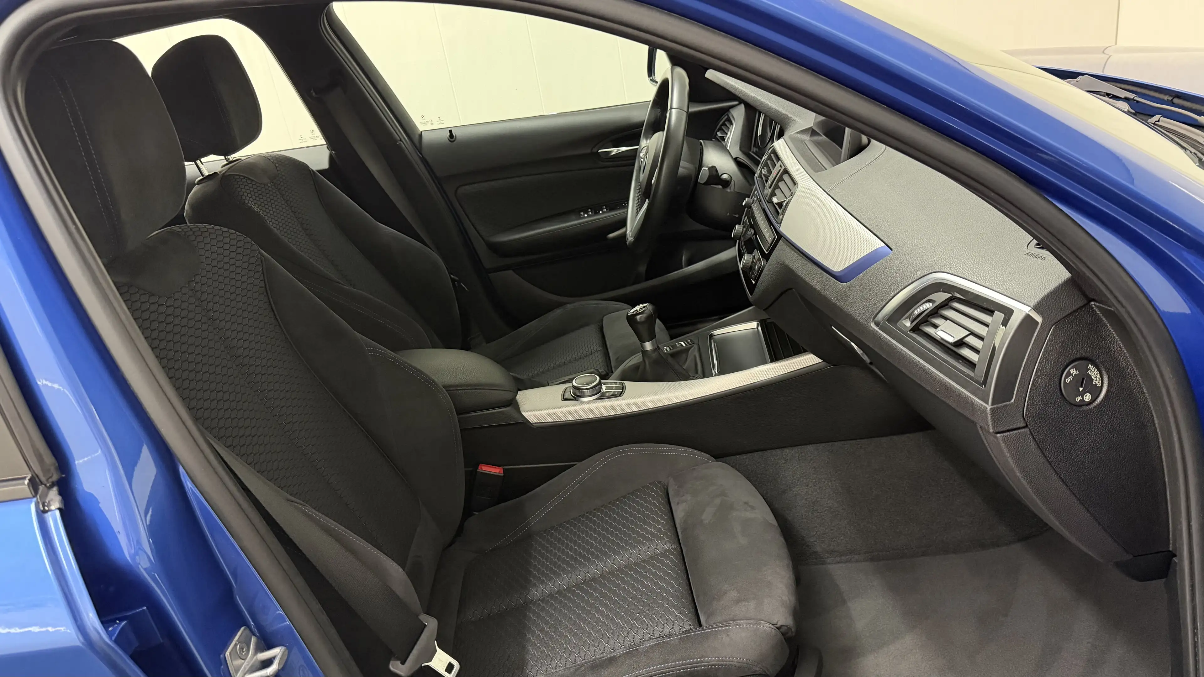 BMW 120 120 d Edition M Sport LED*NAVI*SHZ*TEMP*PDC*SPORT-S — photo 10