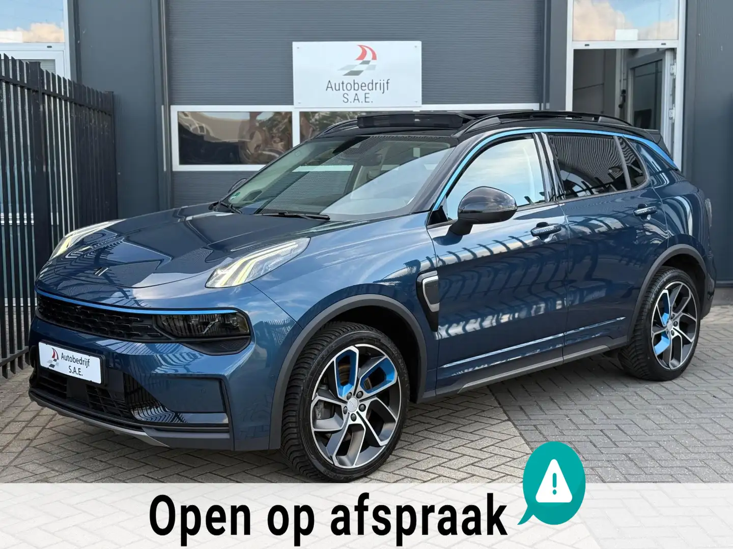 Lynk & Co 01 1.5 / 360 Camera PANO SFEER NAVI ! Blauw - 1
