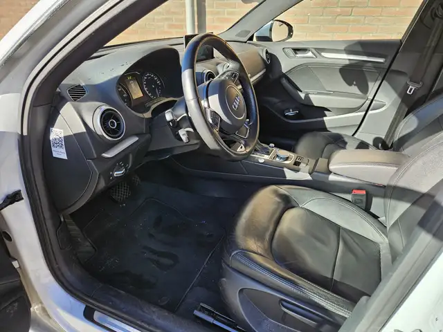 Audi A3 view 4