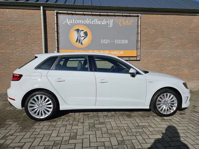 Audi A3 view 27