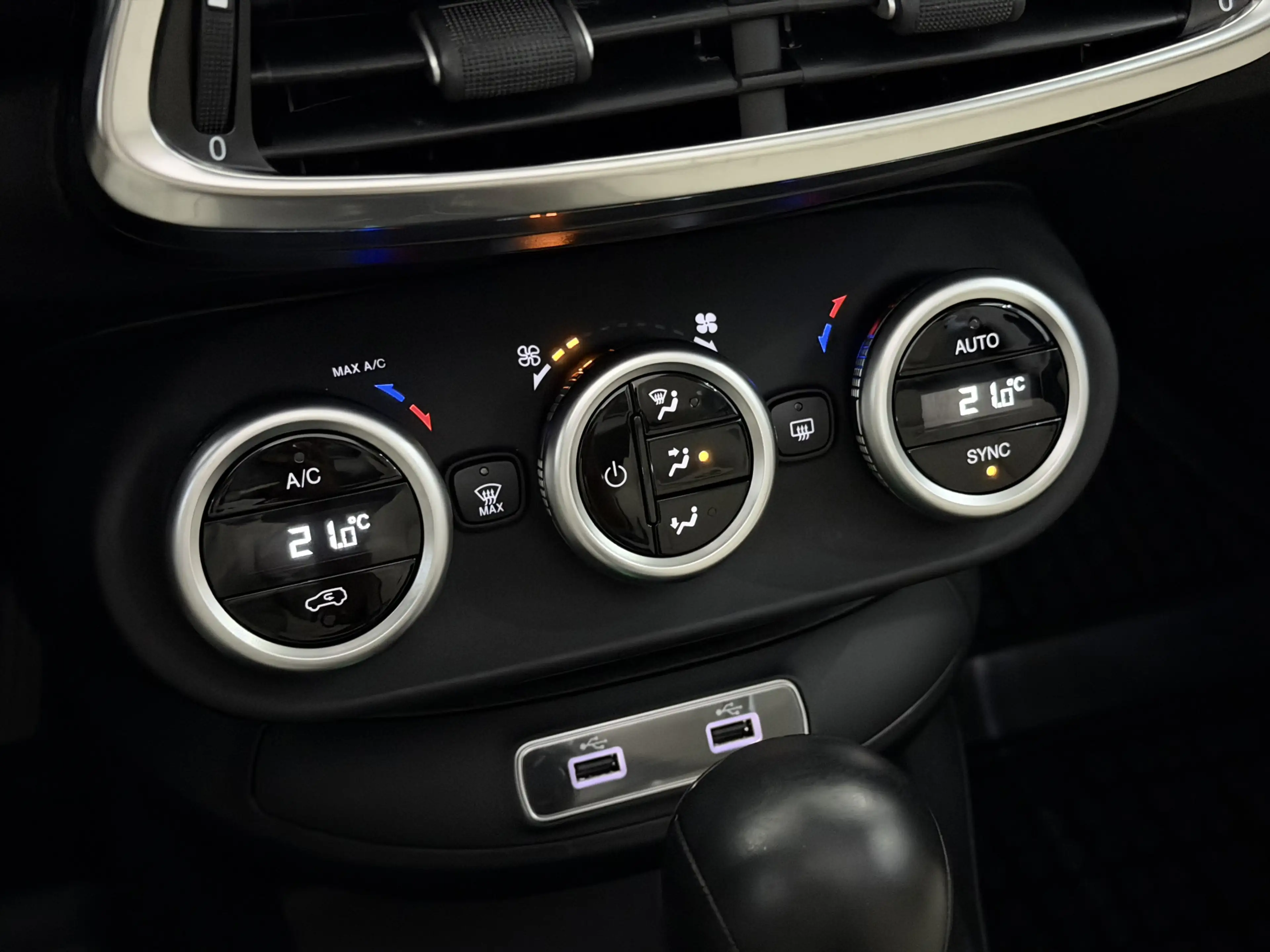 Fiat 500X 1.5 Hybrid Yacht Club Capri Cabrio Leder, Camera, — photo 17