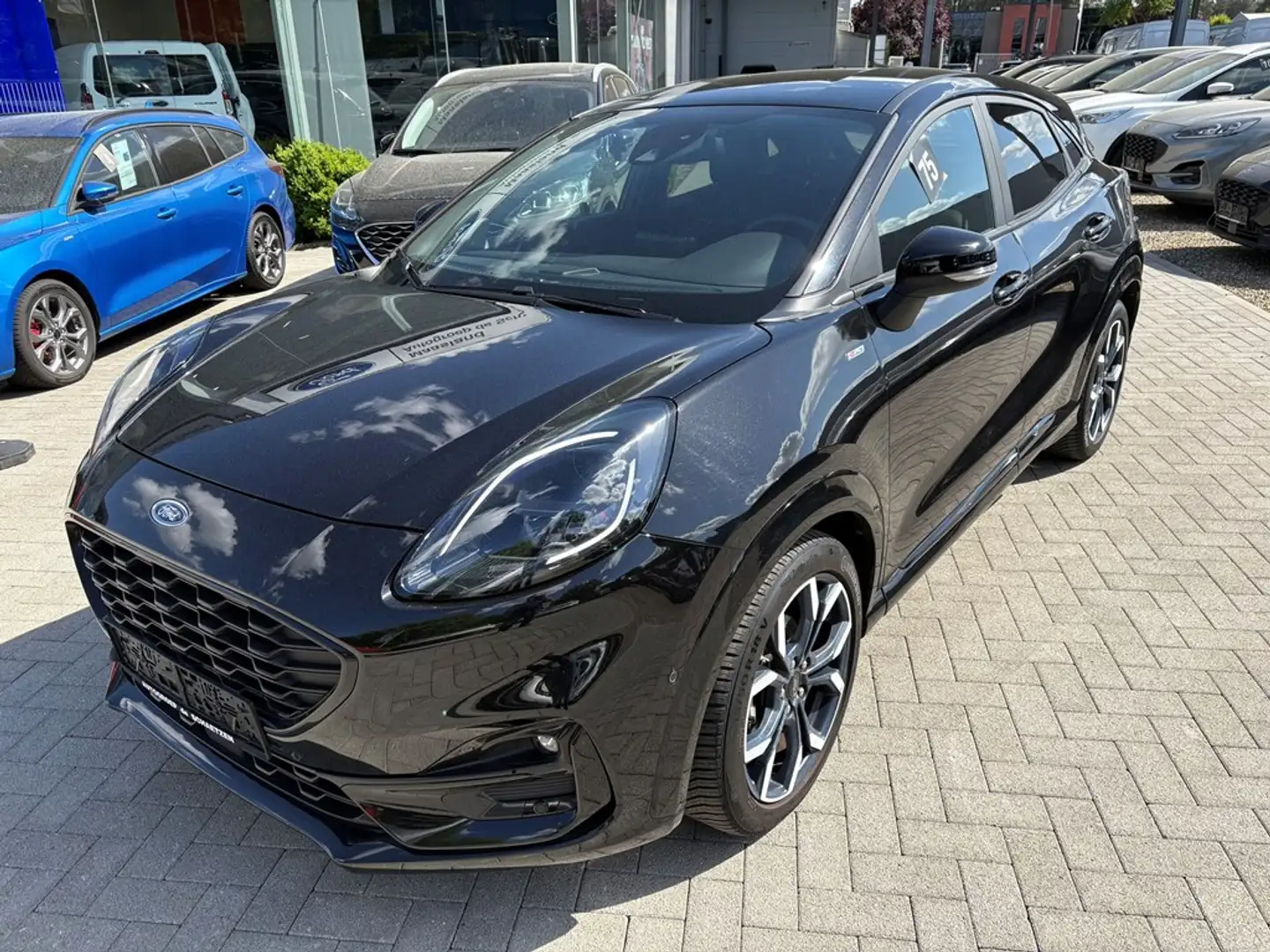 Ford Puma St-line x 1.0 125 pk m6 / 12 maanden garantie Noir - 1