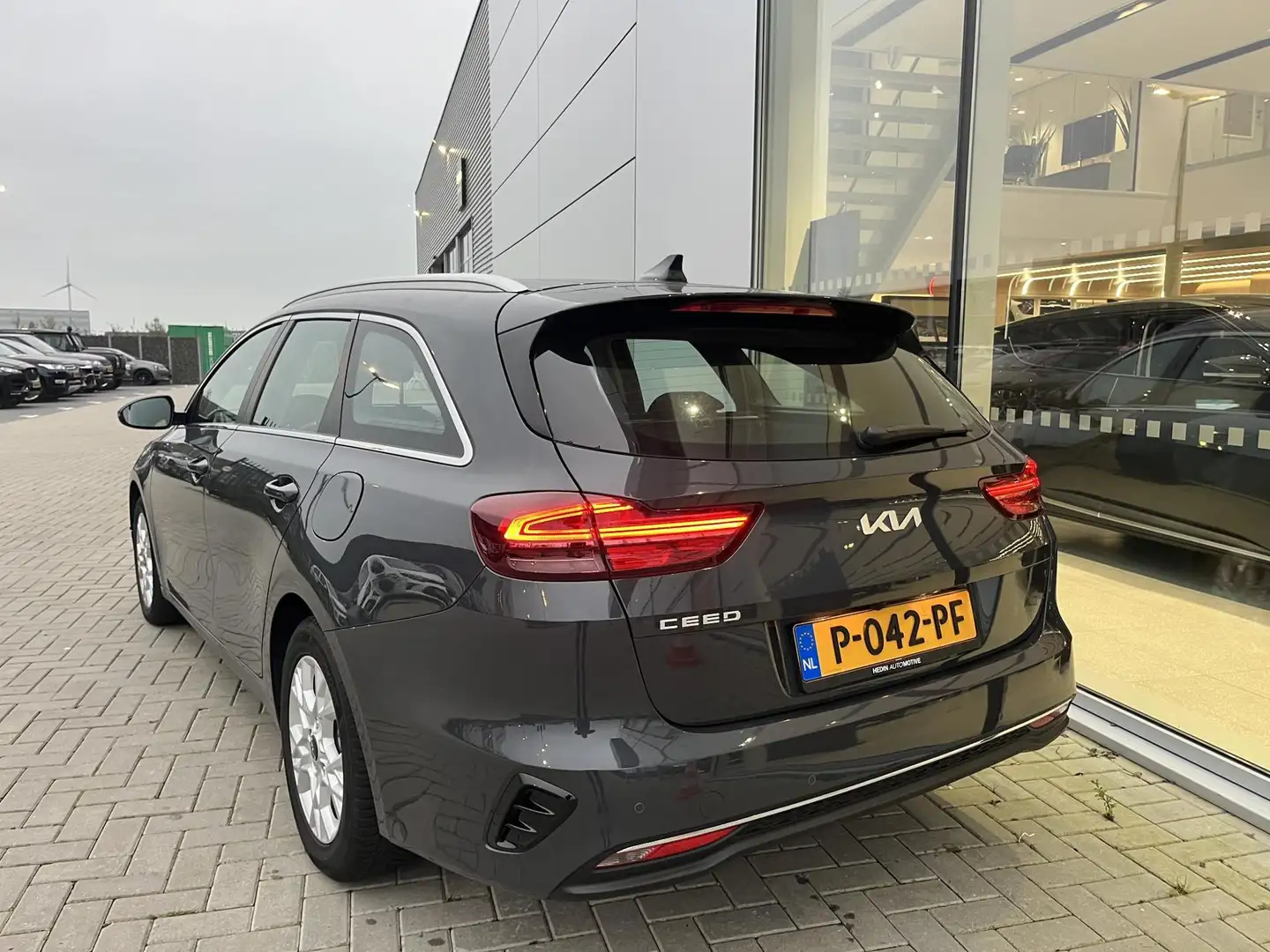 Kia Ceed SW / cee'd SW Sportswagon 1.0 T-GDi DynamicLine | Allseason | Af Gris - 2