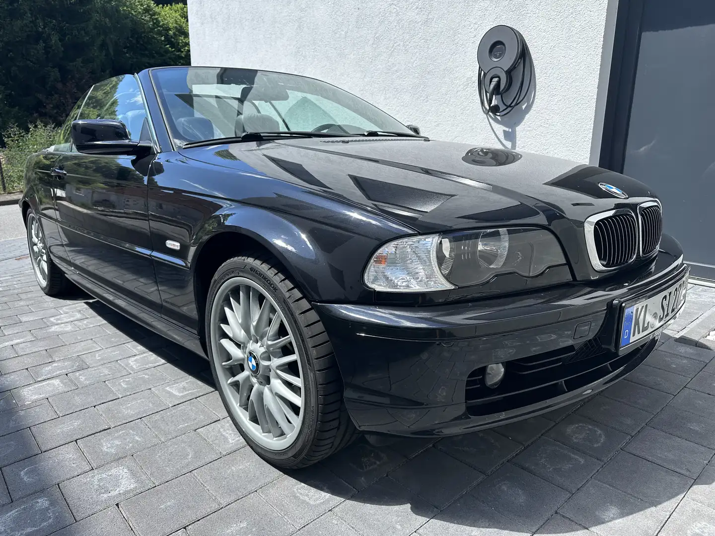 BMW 323 Ci Cabrio - 1