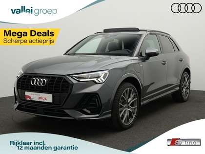 Audi Q3 45 TFSI e 245 pk S-tronic S edition | Panoramadak