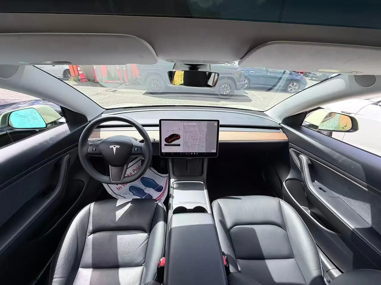 Tesla Model 3 fotografie Tesla Model 3