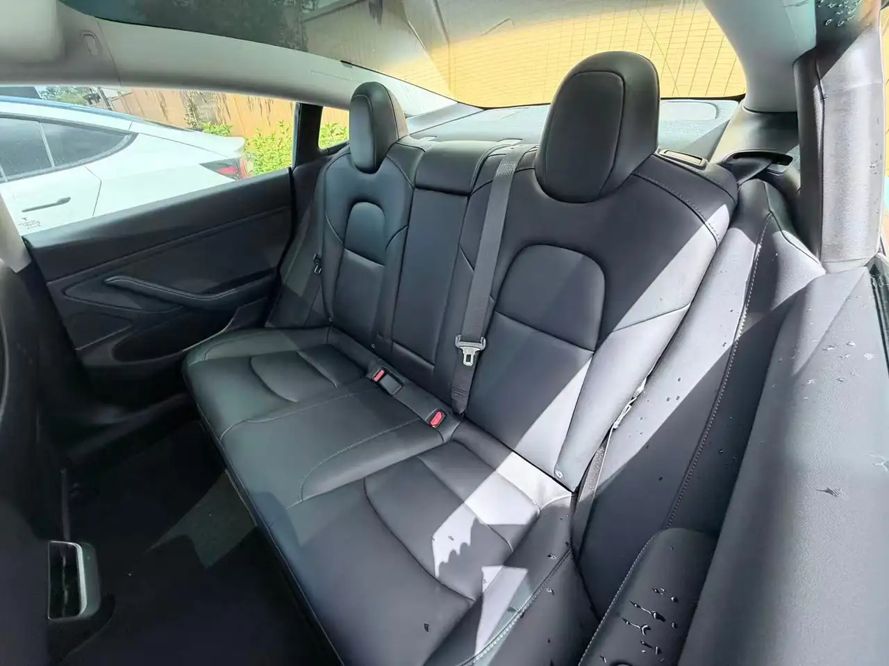 Tesla Model 3 fotografie Tesla Model 3