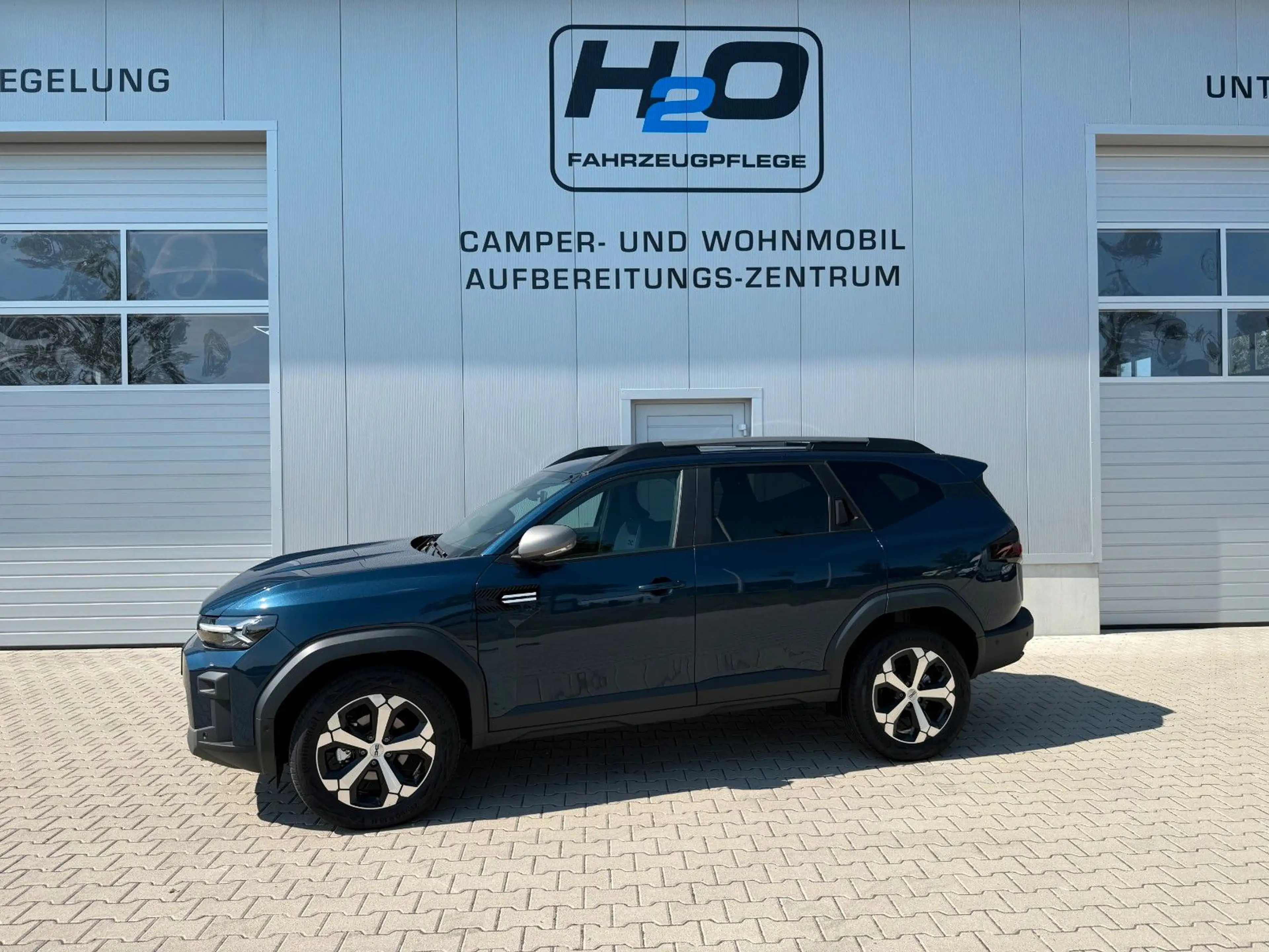 Dacia Bigster TCe 140 Journey — photo 2