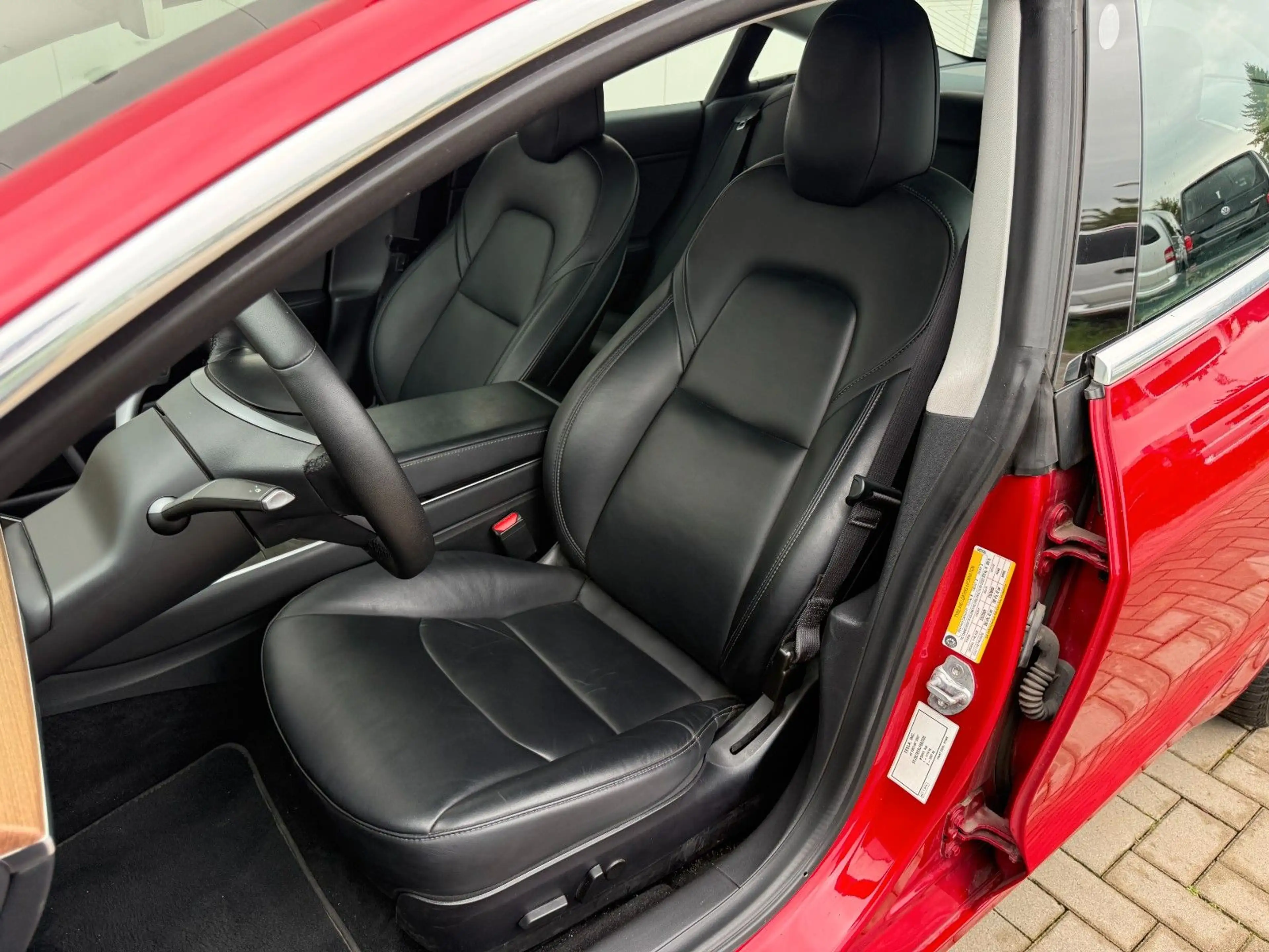 Tesla Model 3 Performance DM AWD 79KWH PANO BREMSE NEU — photo 11