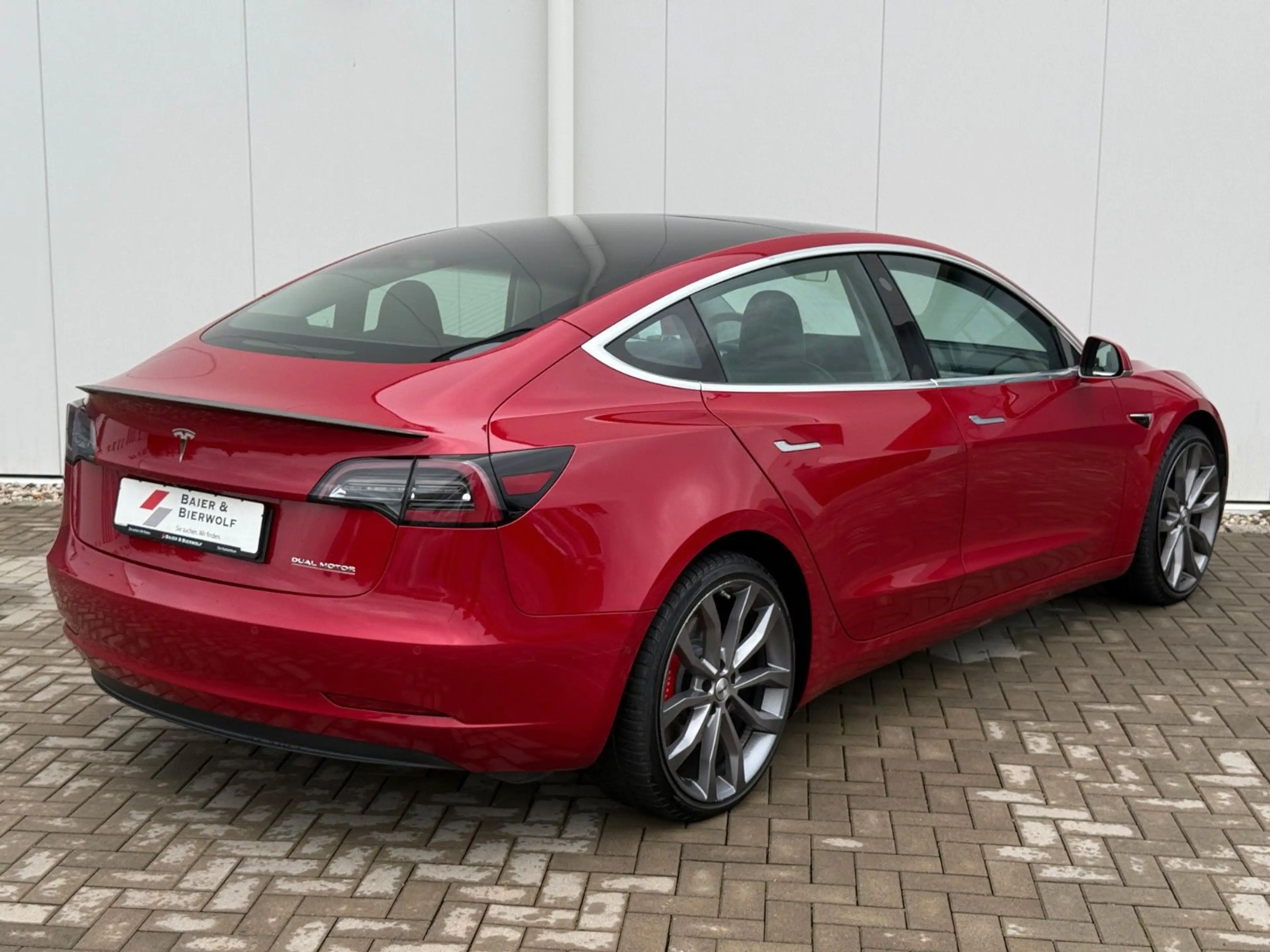 Tesla Model 3 Performance DM AWD 79KWH PANO BREMSE NEU — photo 4