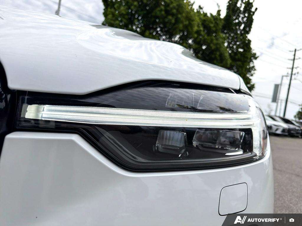 2022 Volvo XC60 B6 R-Design thumb 7