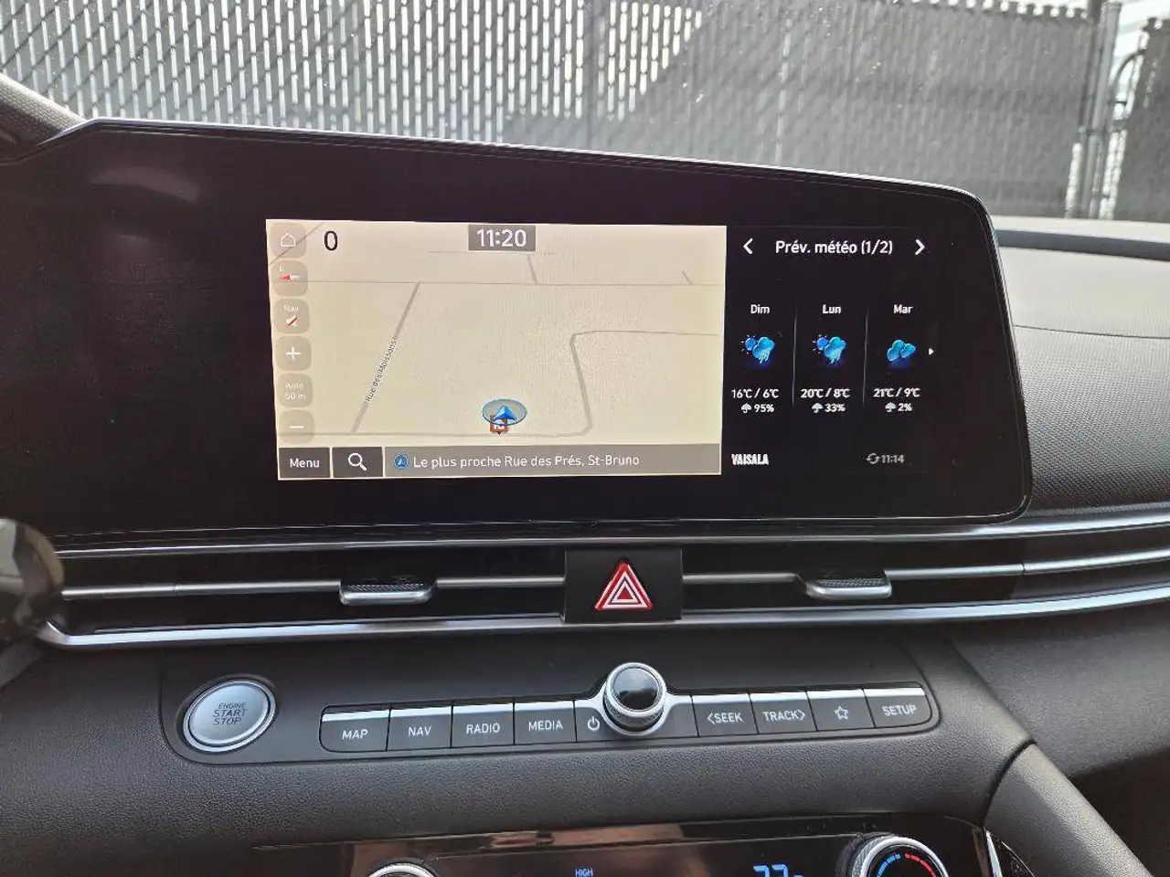 Hyundai ELANTRA снимка Hyundai ELANTRA