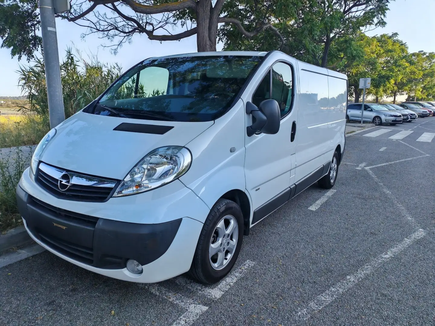 Opel Vivaro Fg. 2.0CDTi 29 L2H1 114 - 2
