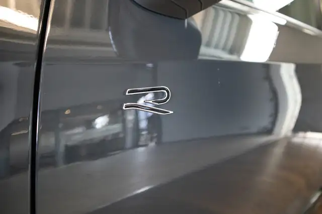 Volkswagen Golf view 28