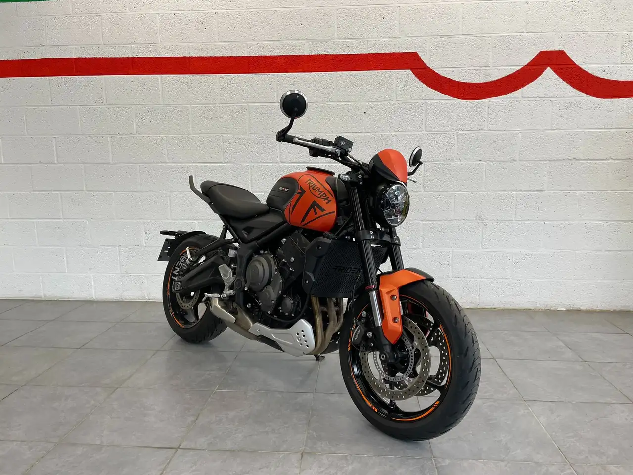 Triumph Trident 660