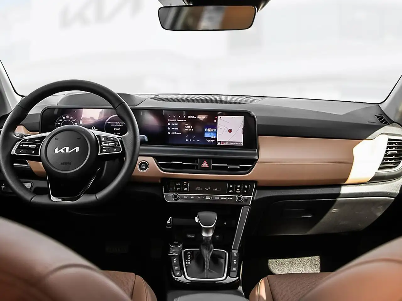 Kia Seltos снимка Kia Seltos