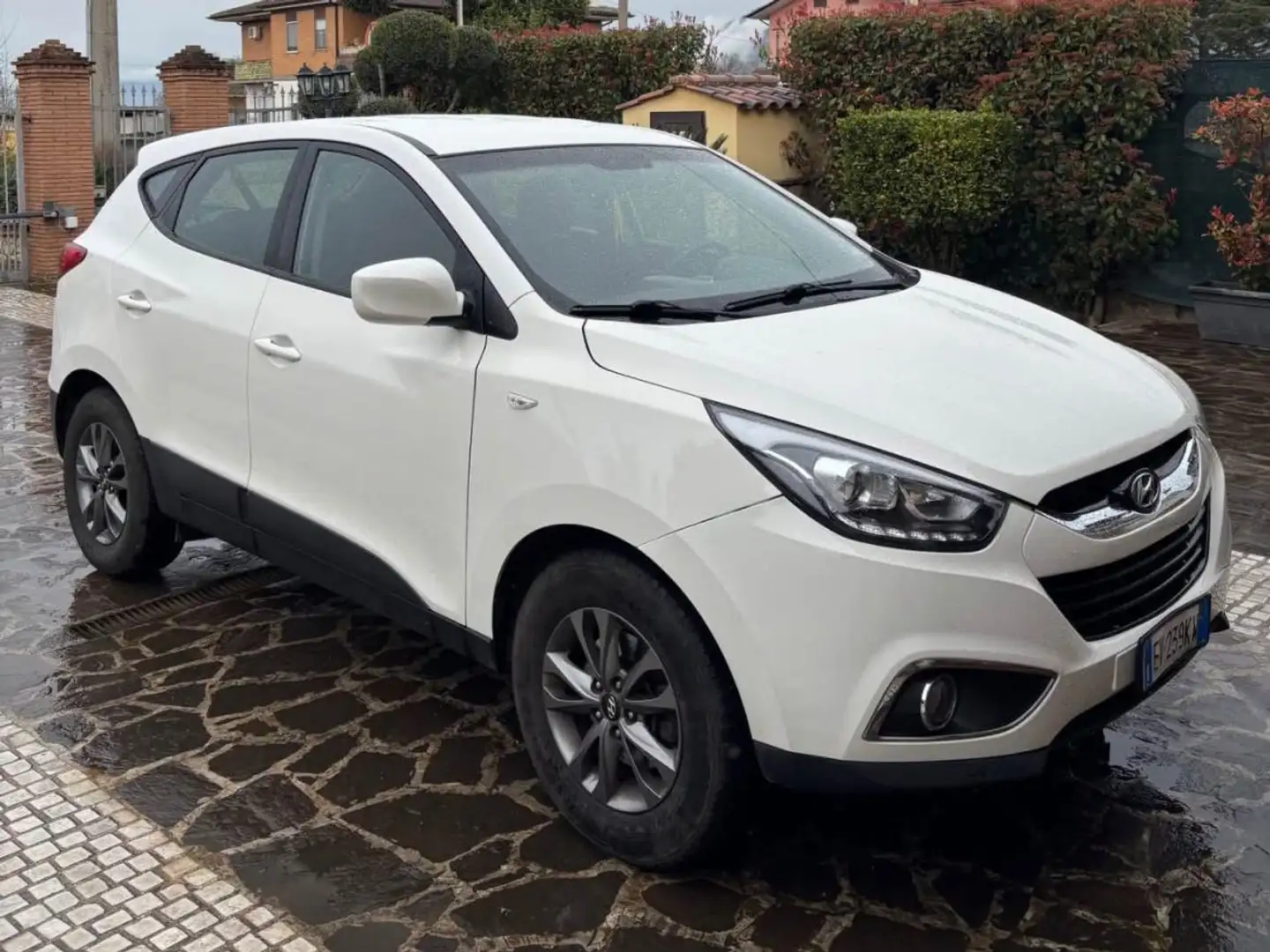 Hyundai iX35 ix35 1.7 crdi Comfort 2wd FL Bianco - 1