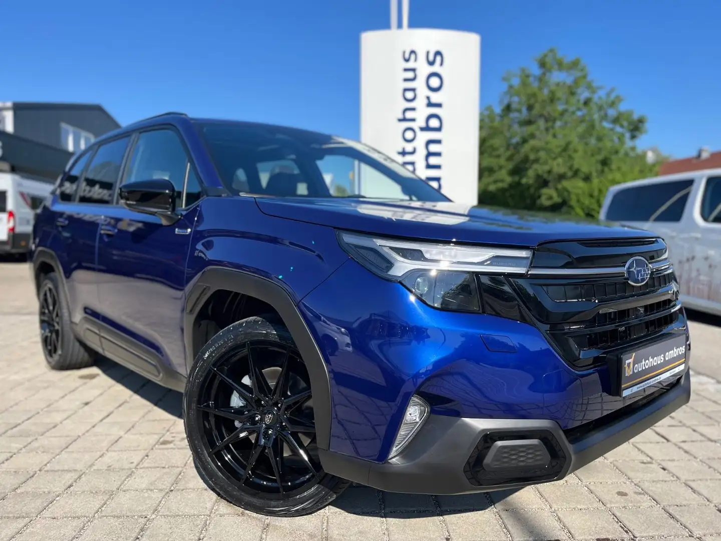 Subaru Forester 2.0ie MY25 Platinum ACC*LED*Navi*Pano* Blau - 1