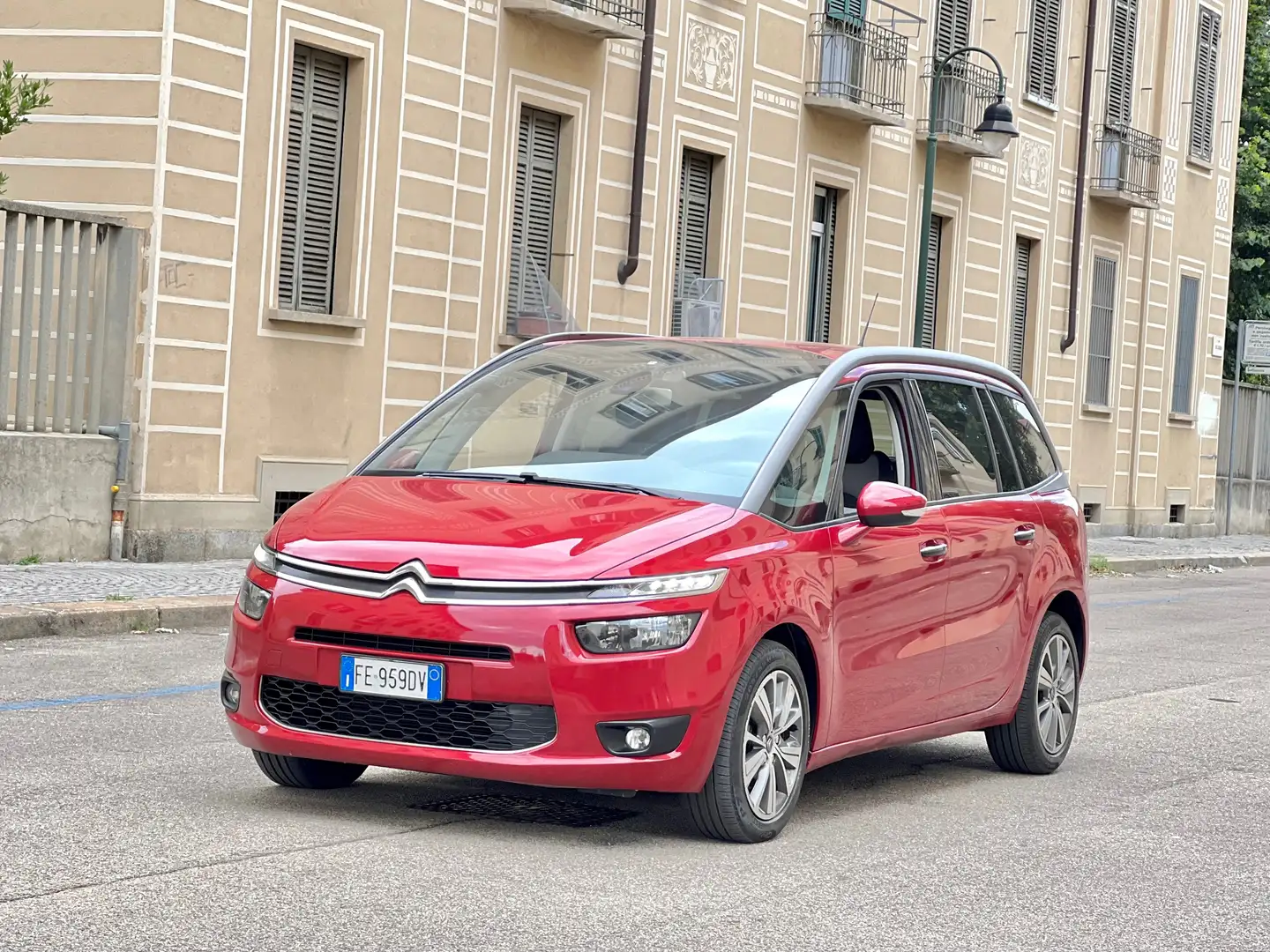 Citroen Grand C4 Picasso 2.0 BlueHDi 150cv aut EAT6 E6 7Posti Intensive JBL Rosso - 1