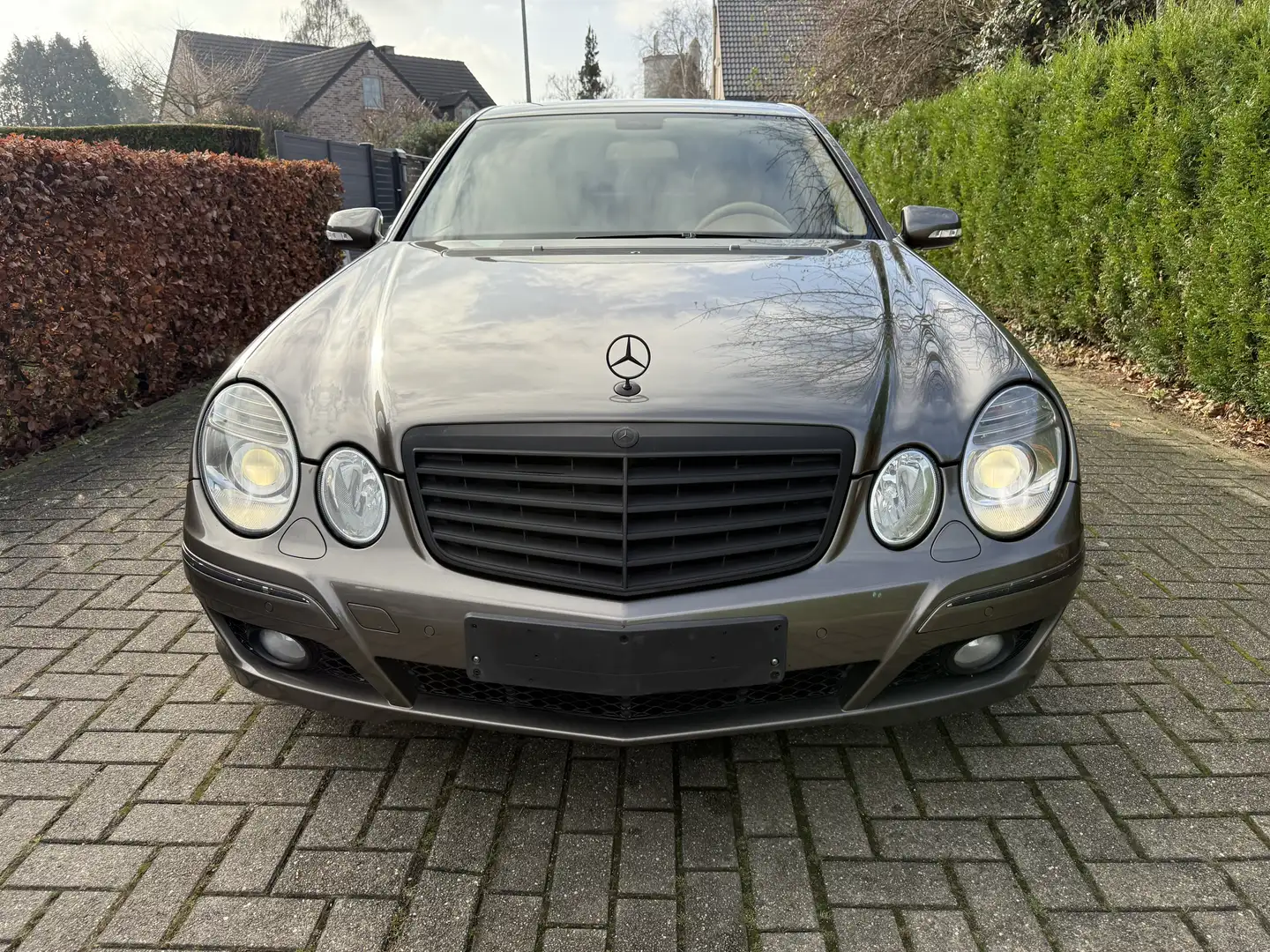 Mercedes-Benz E 200 ETAT NEUF!! - 2