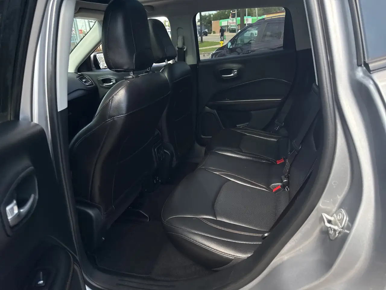 Jeep Compass photo Jeep Compass