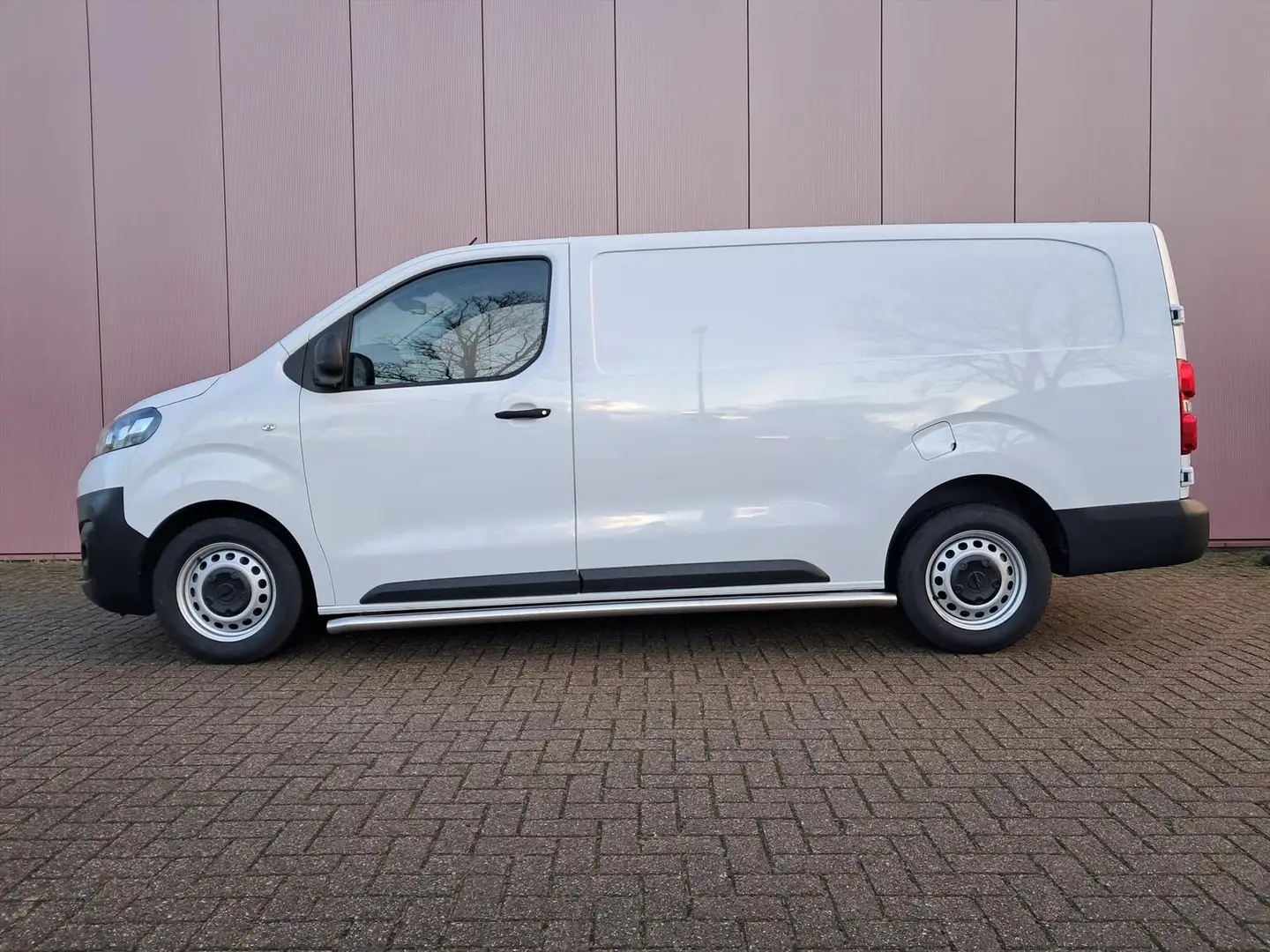 Opel Vivaro Diesel 102pk L3H1 S/S. Edition Wit - 2