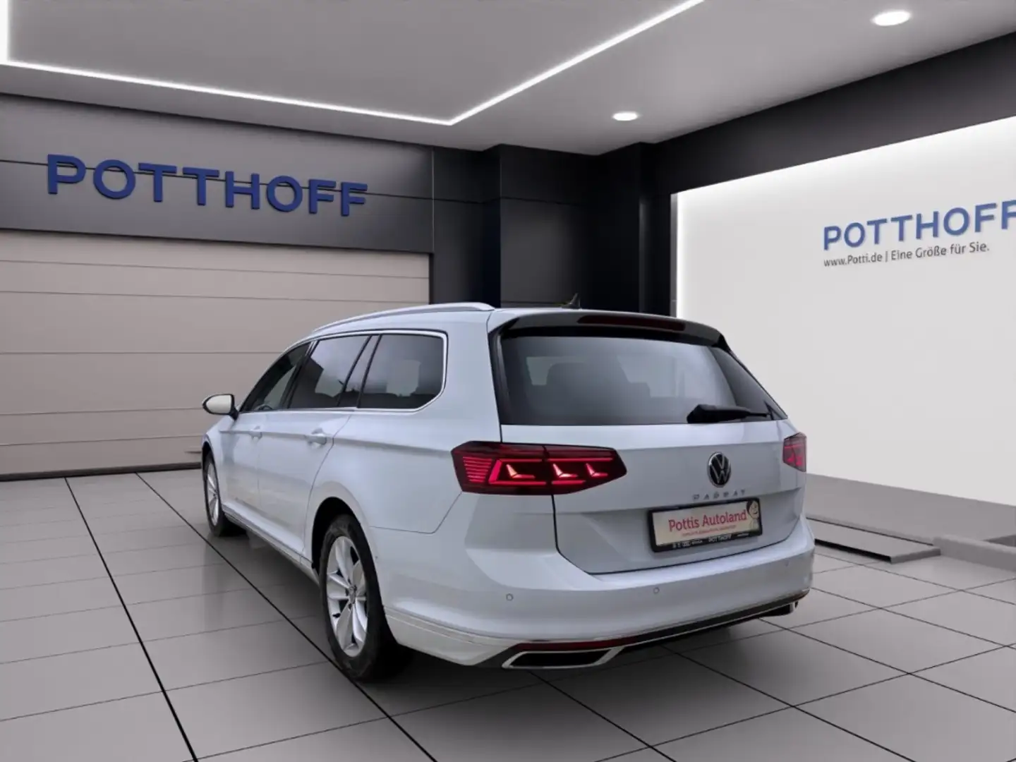 Volkswagen Passat Variant 2.0 TDI DSG ELEGANCE KAMERA PDC NAVI ACC Weiß - 2