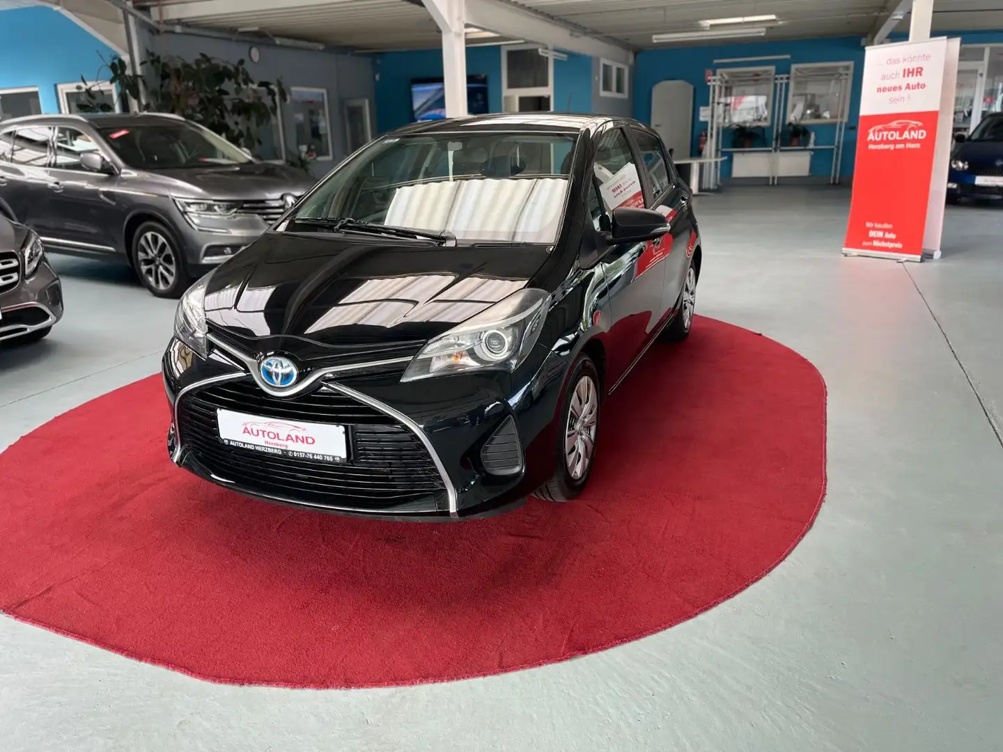 Toyota Yaris Basis Hybrid Nero - 1