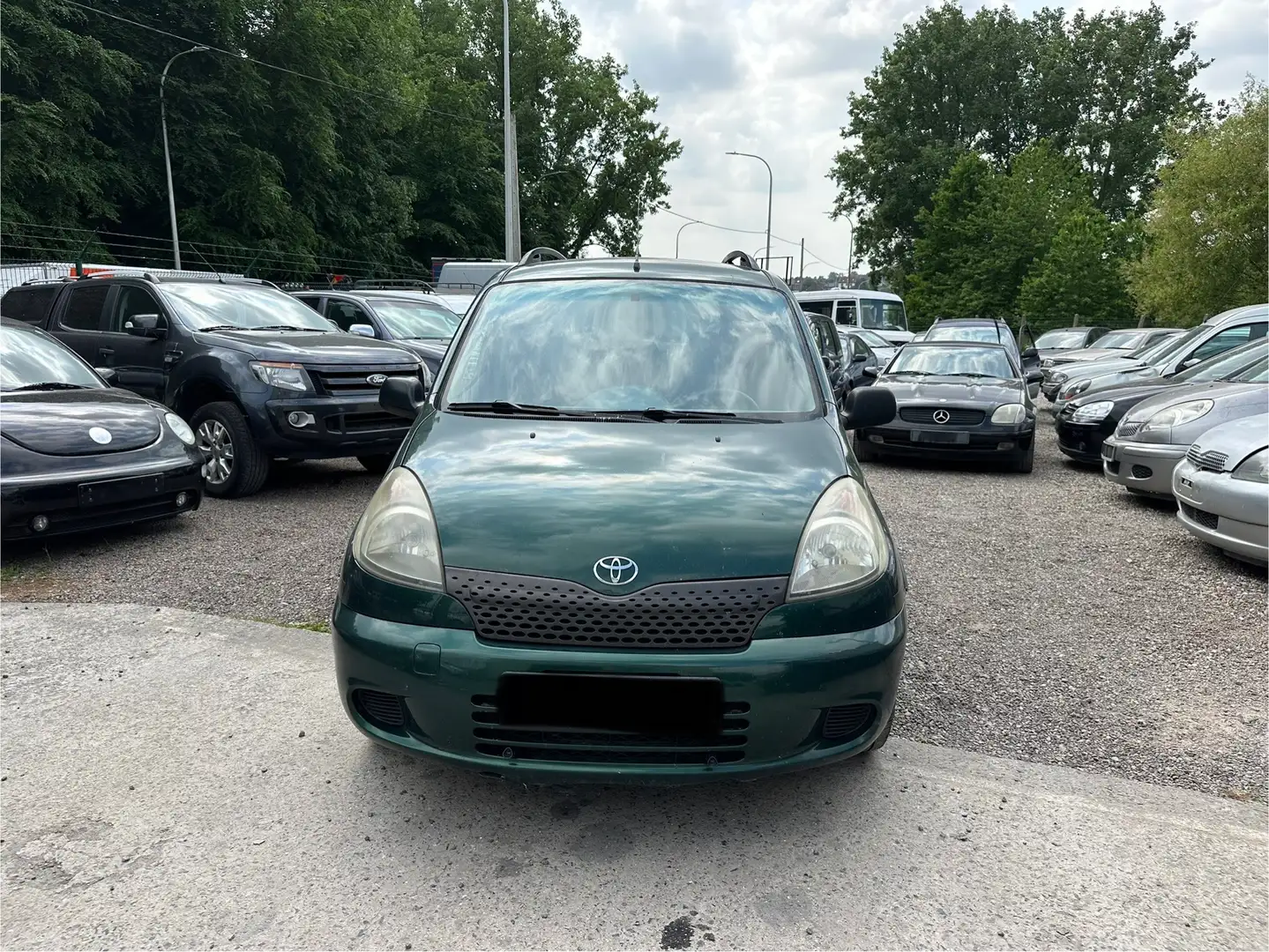 Toyota Yaris Verso 1.3 Automatik Sol Vert - 2