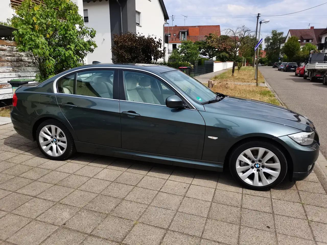 BMW 335