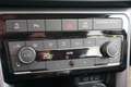 Volkswagen T-Cross 1.0 TSI R-Line | Digitaal cockpit | ACC | LED | Ca Zwart - thumbnail 11