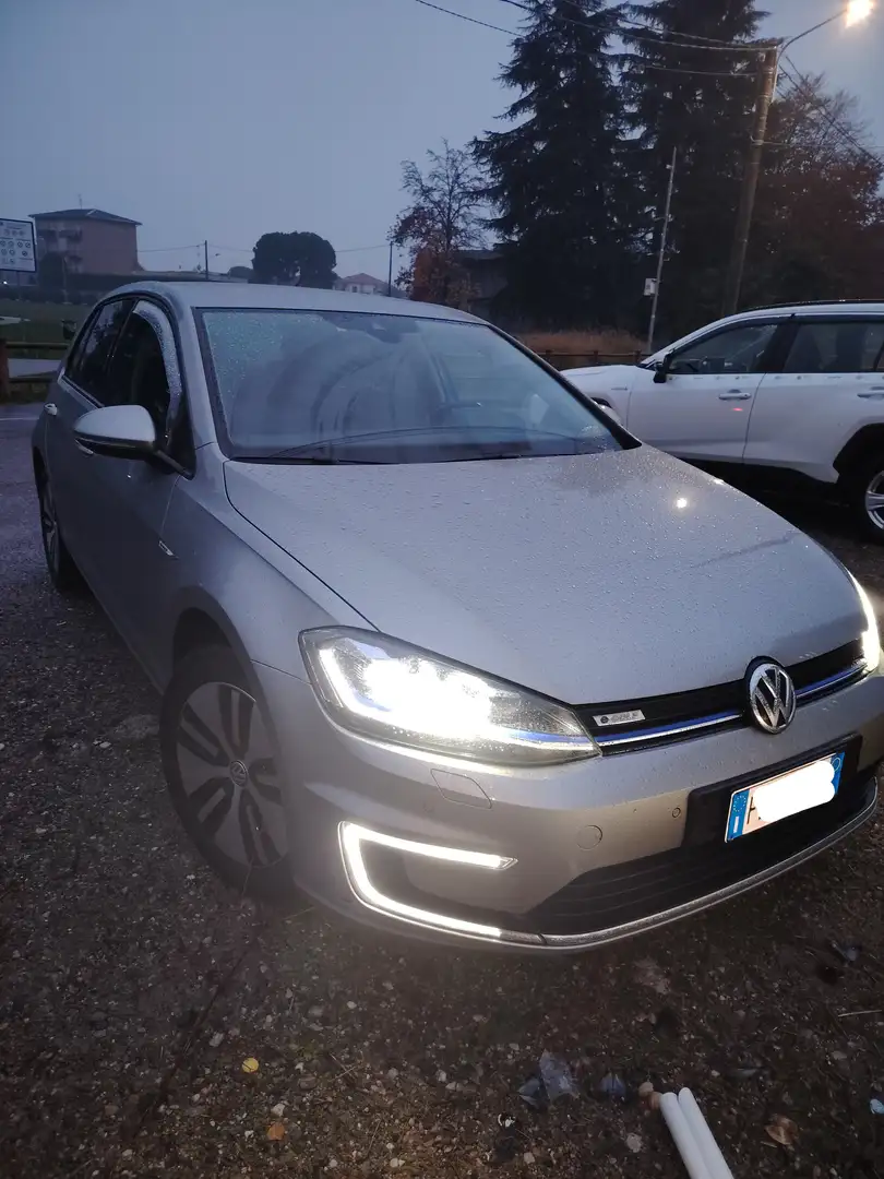 Volkswagen e-Golf e-Golf 5p Grigio - 2